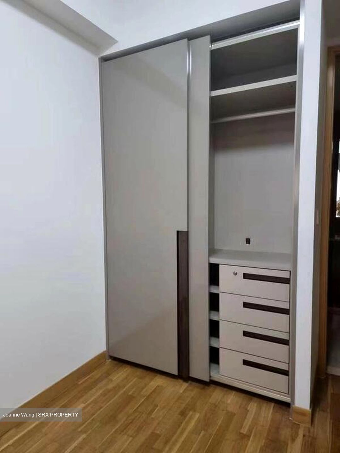 Commonwealth Towers (D3), Condominium #519249391